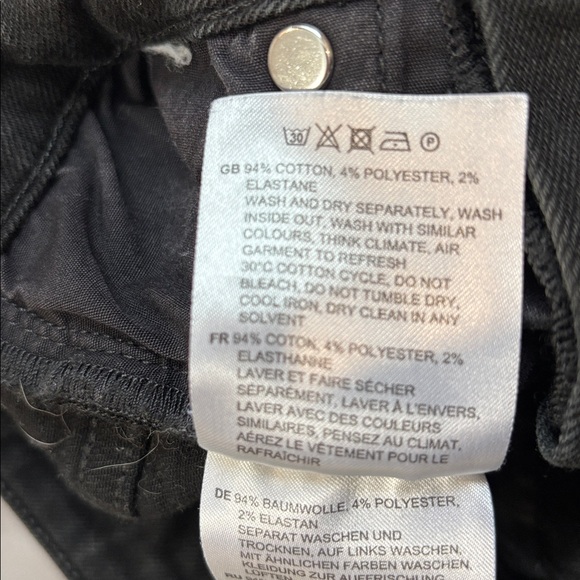 Totême Original slim straight fit black jeans. 🖤 - Picture 13 of 14